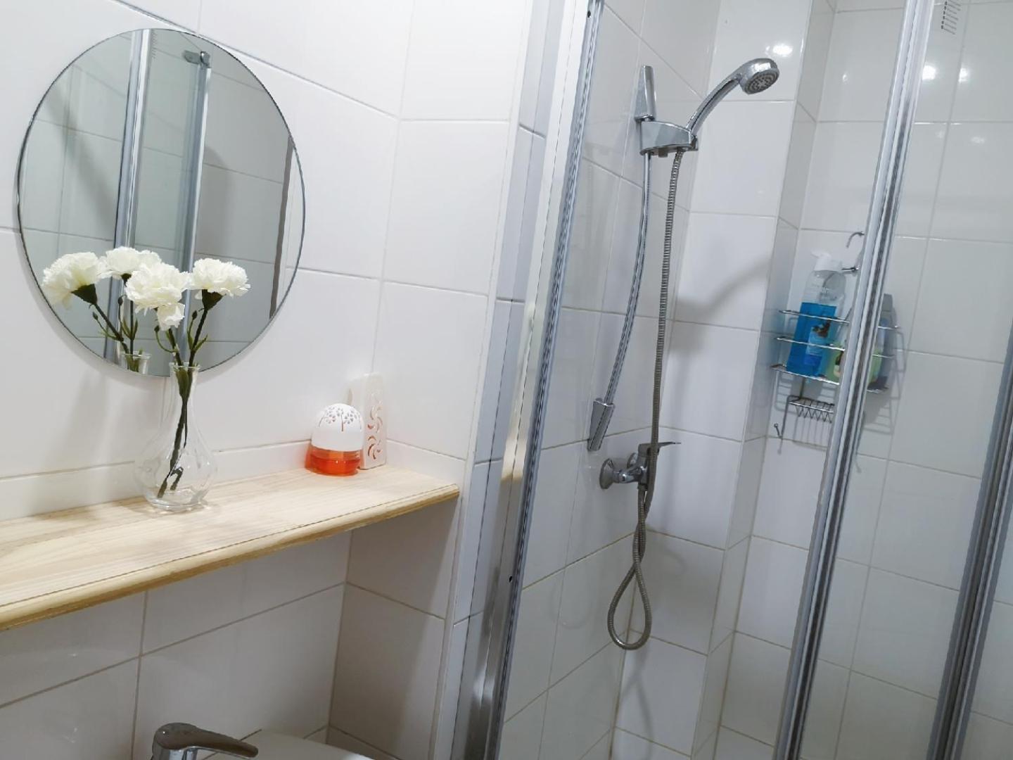 A Private Room For Backpacker Share Bathroom Bruxelles Esterno foto
