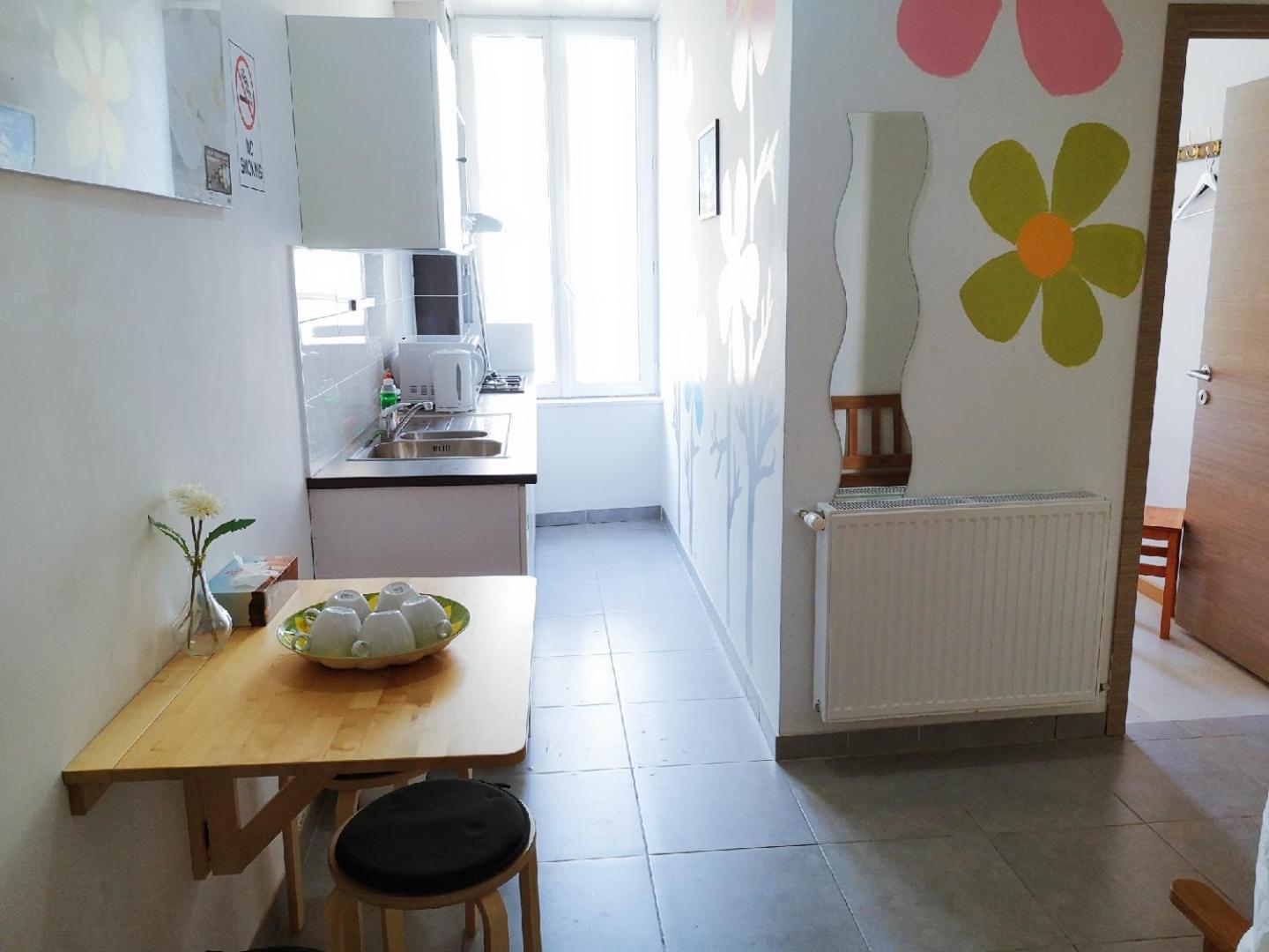 A Private Room For Backpacker Share Bathroom Bruxelles Esterno foto
